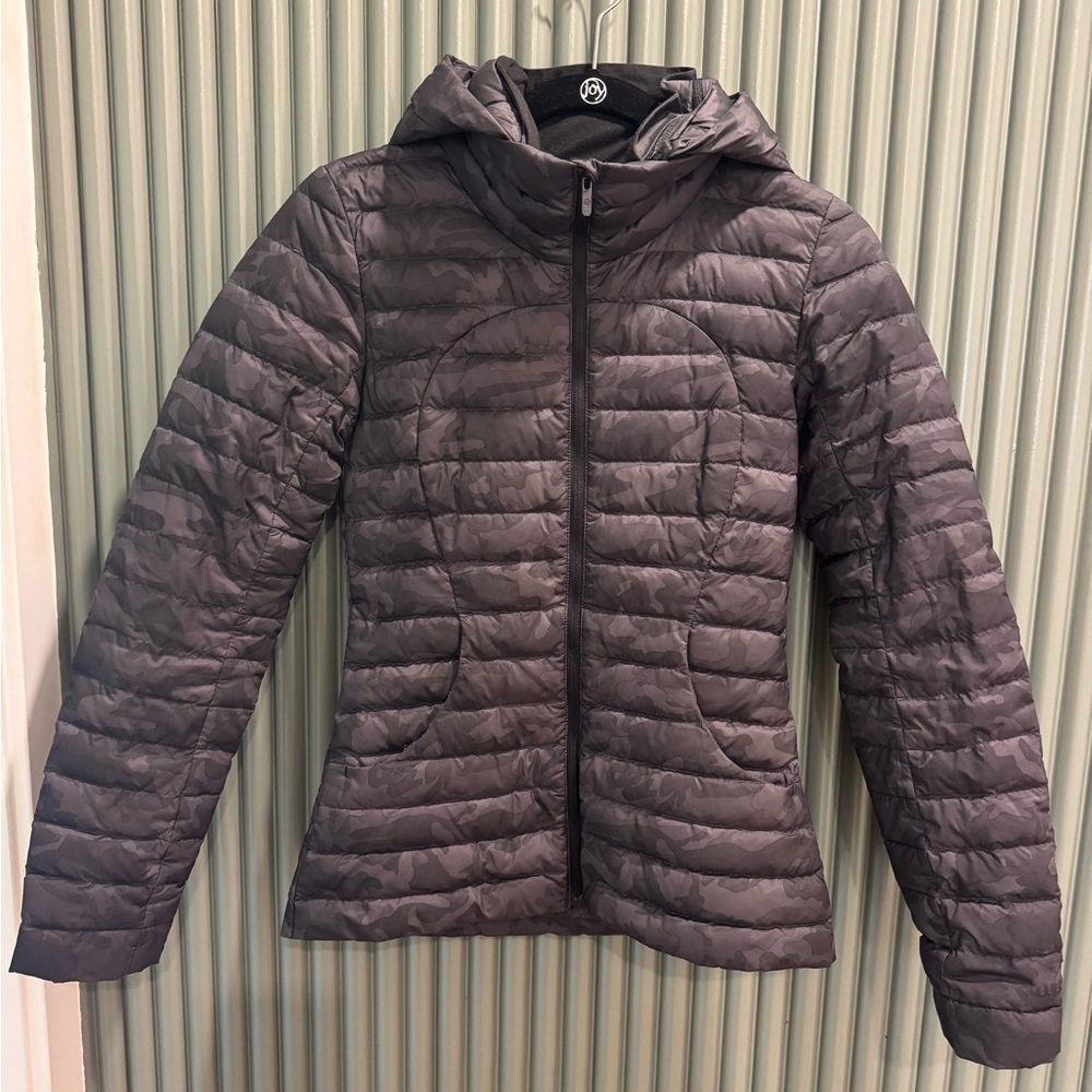 Lululemon jacket - Picture 3 of 5
